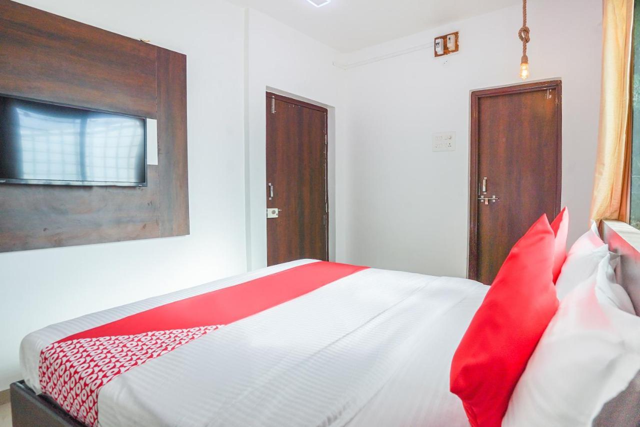 Oyo Flagship 70264 Hotel Vrindavan Mangvadi Esterno foto