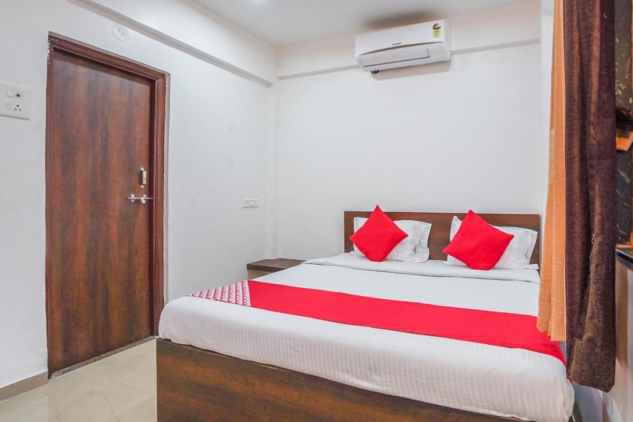 Oyo Flagship 70264 Hotel Vrindavan Mangvadi Esterno foto