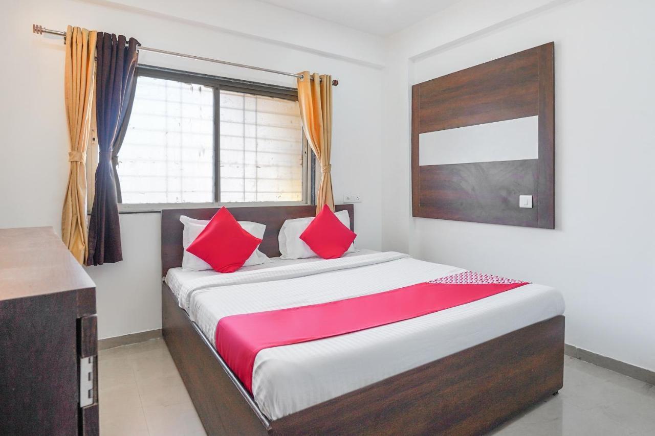 Oyo Flagship 70264 Hotel Vrindavan Mangvadi Esterno foto