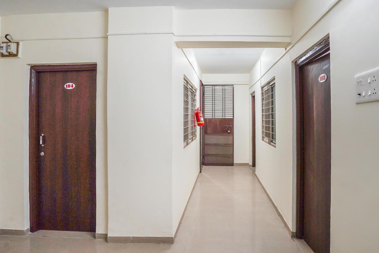 Oyo Flagship 70264 Hotel Vrindavan Mangvadi Esterno foto