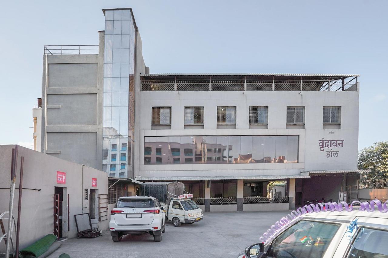 Oyo Flagship 70264 Hotel Vrindavan Mangvadi Esterno foto